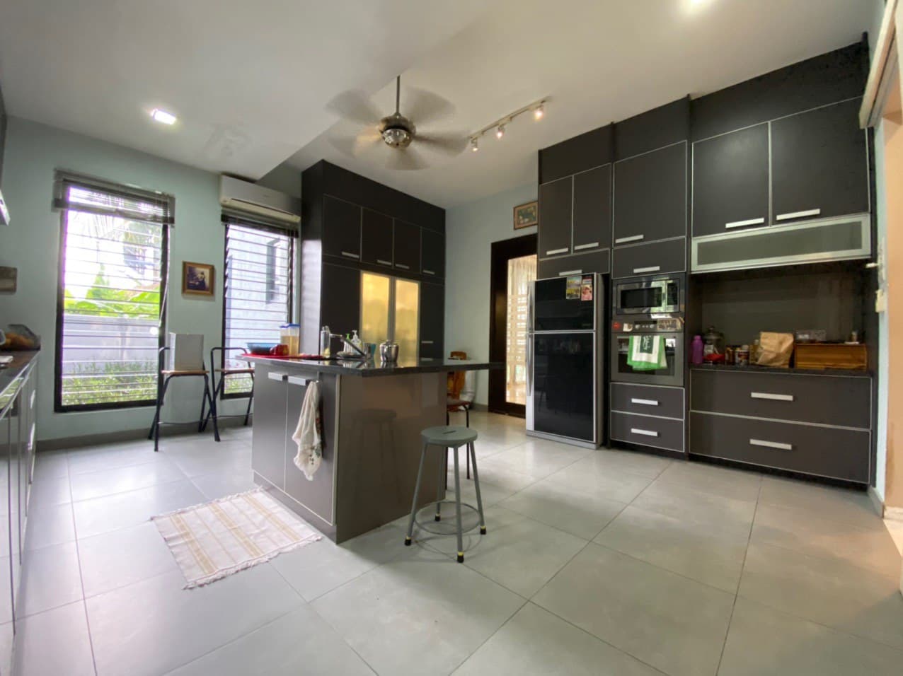 VERY BEAUTIFUL 2 Storey Bungalow Taman Utama Ampan - photo 10