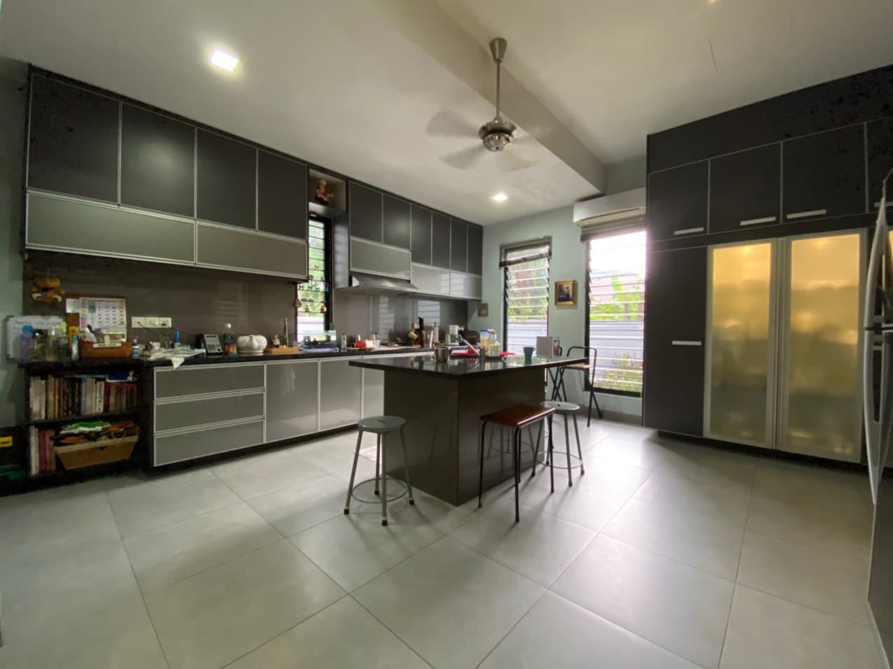 VERY BEAUTIFUL 2 Storey Bungalow Taman Utama Ampan - photo 11