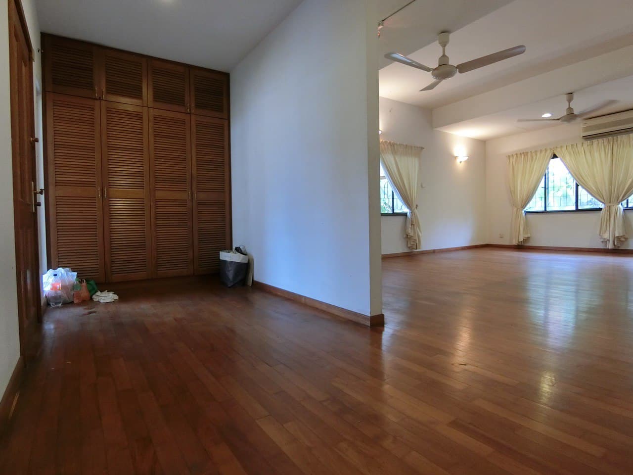 BEAUTIFUL 2 Storey Bungalow Jalan Maktab KL - photo 7