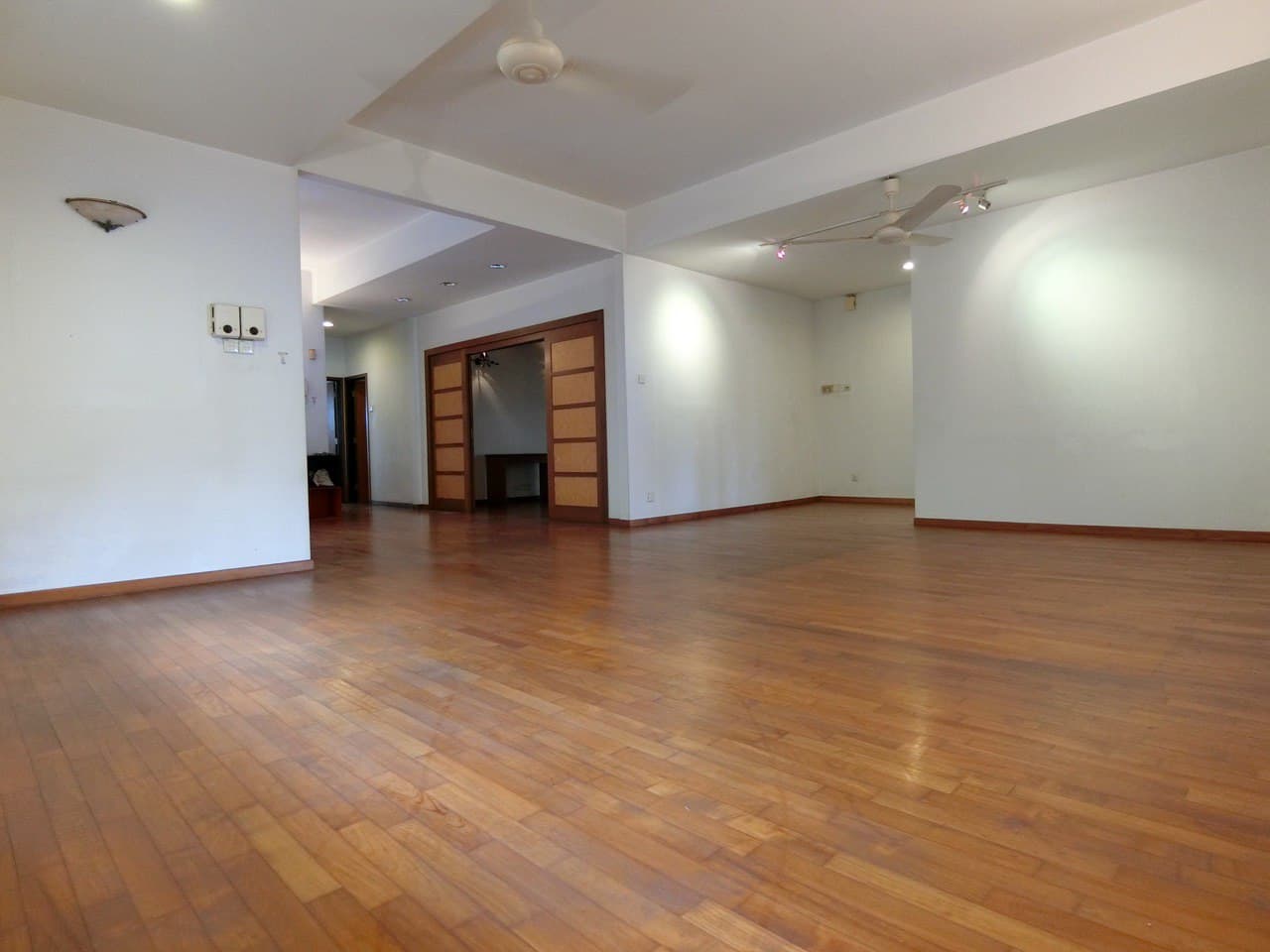 BEAUTIFUL 2 Storey Bungalow Jalan Maktab KL - photo 8