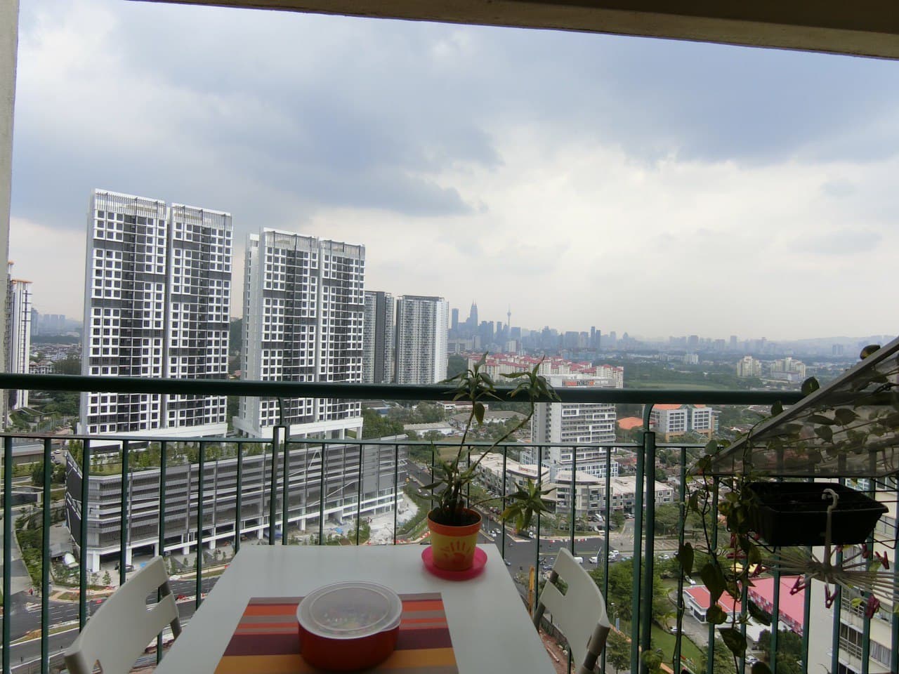 PARTIAL FURNISHED Villa Wangsamas Condiminium - photo 2