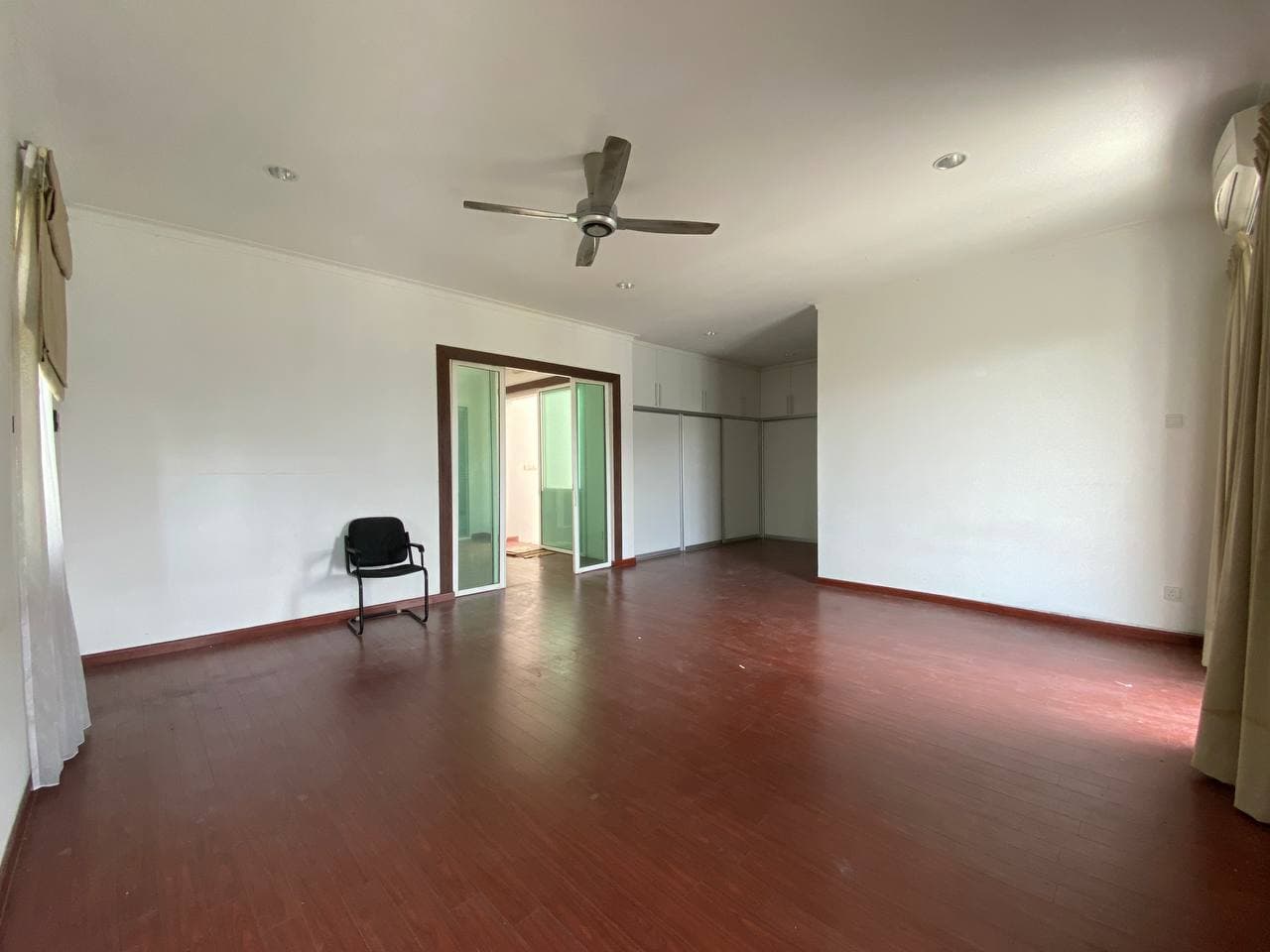 CORNER LOT 3 Storey Semi D Beverly Heights Ampang - photo 12