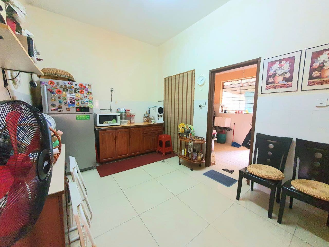 SPACIOUS 2 Storey Semi D Taman Prima Saujana 1 - photo 5