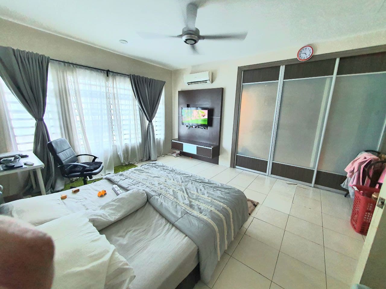 FULLY RENOVATED 2 Storey SP 3 Bandar Saujana Putra - photo 9
