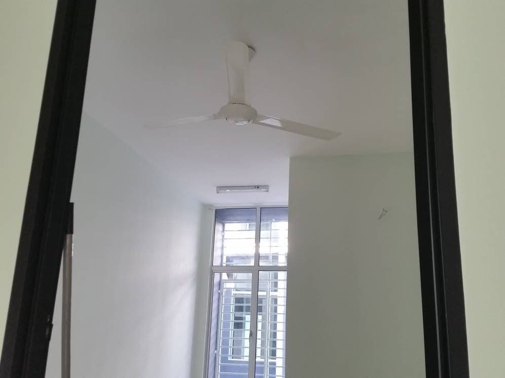 GOOD CONDITION 3 Storey Bangi Avenue - photo 4