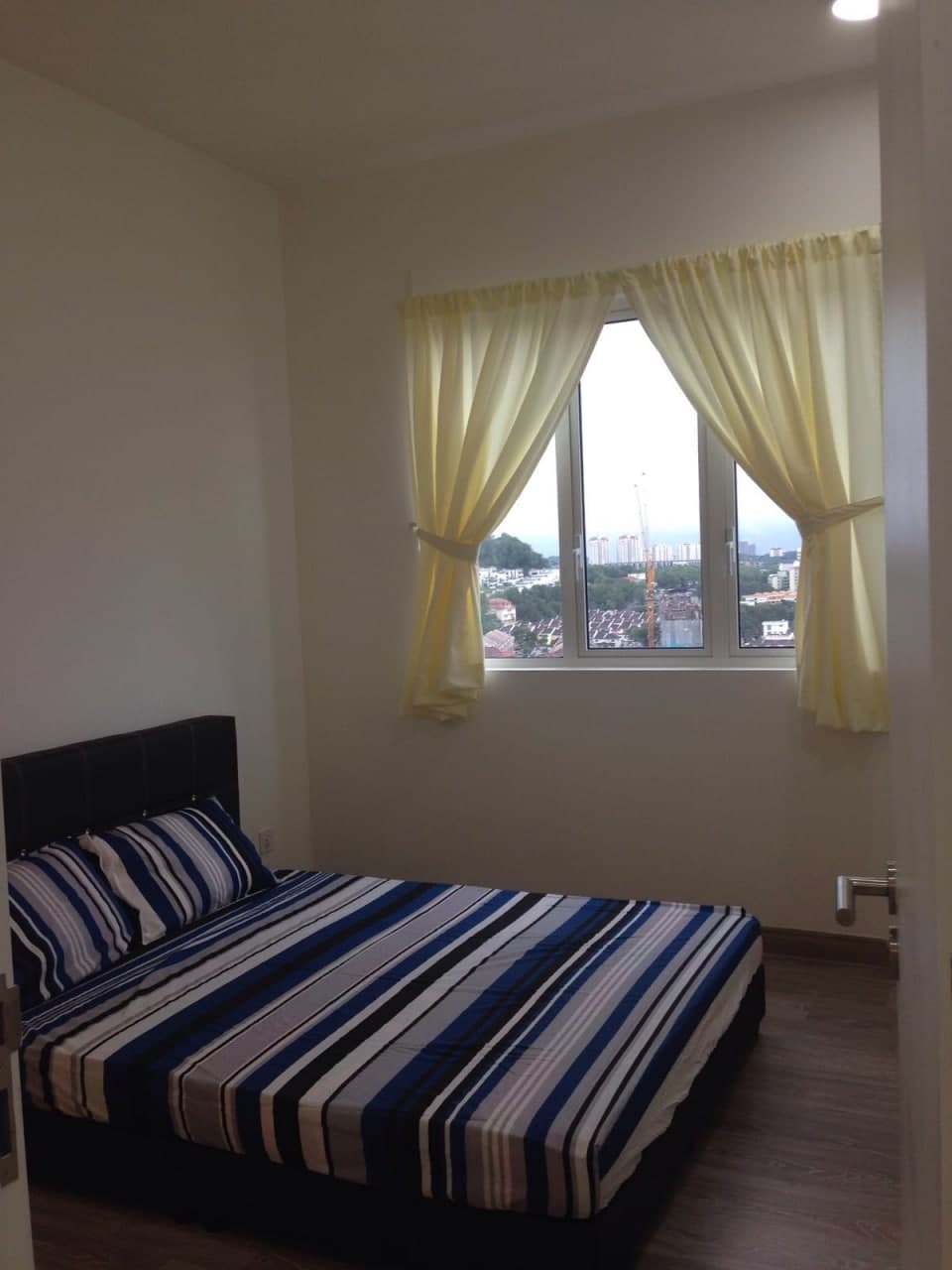 FULLY FURNISHED Scenaria North Kiara Hills Segambu - photo 3
