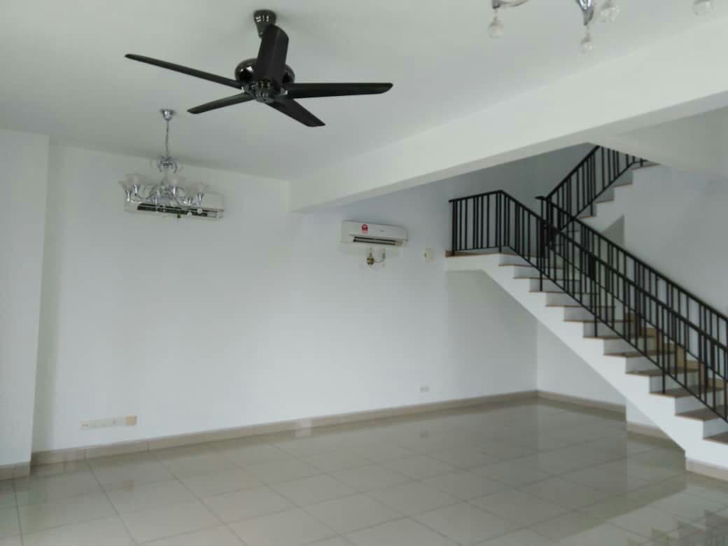 RENOVATED 2 Storey Superlink Elmina East Shah Alam - photo 3