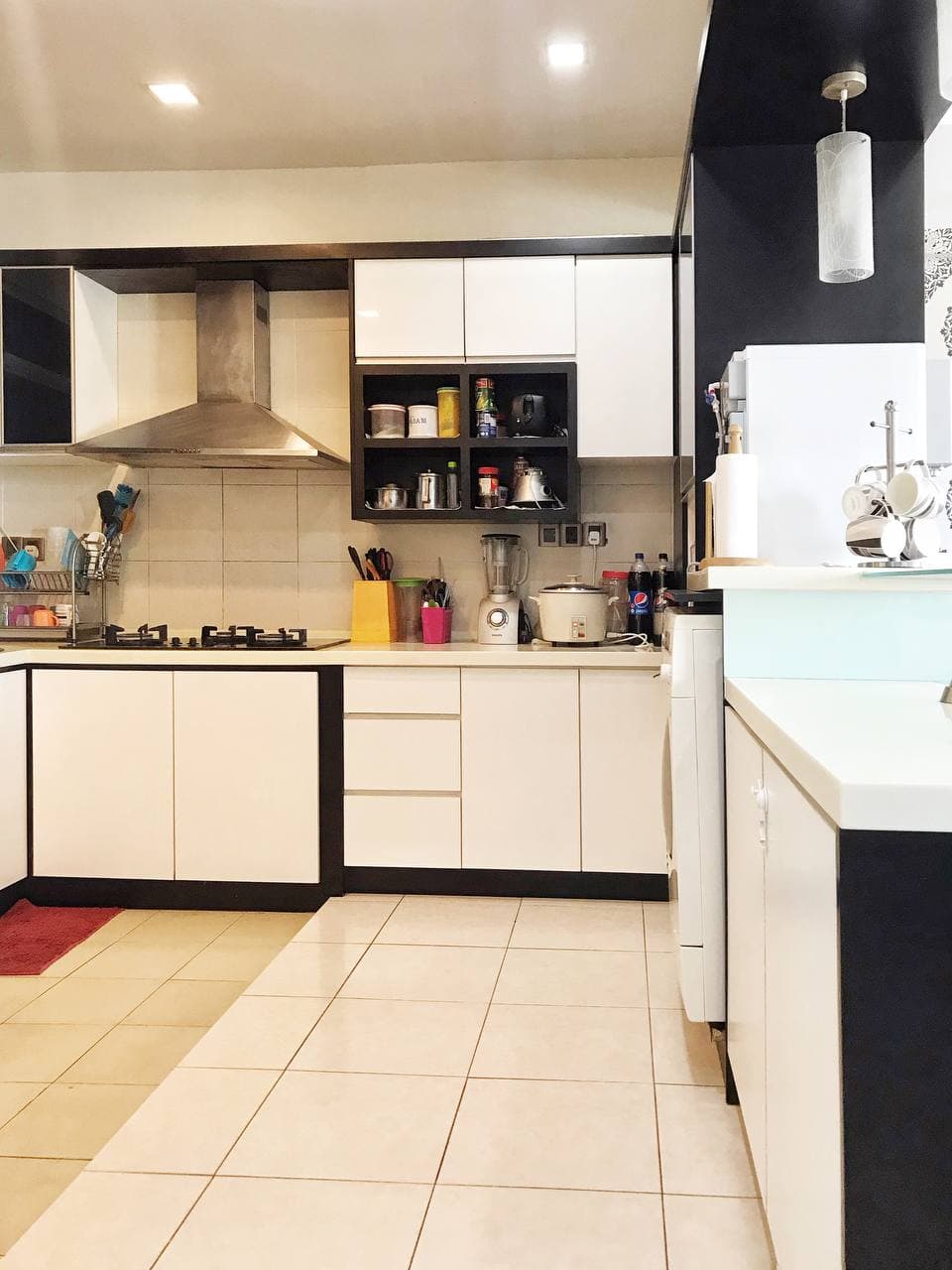 FULLY FURNISHED Duplex Sering Akasia Condominium - photo 3