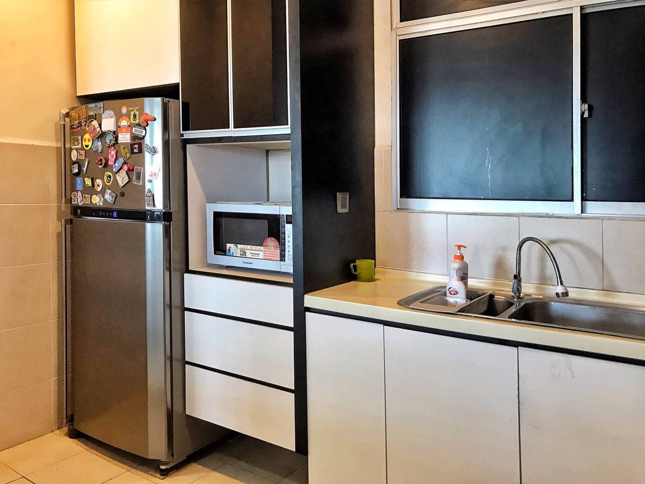 FULLY FURNISHED Duplex Sering Akasia Condominium - photo 6