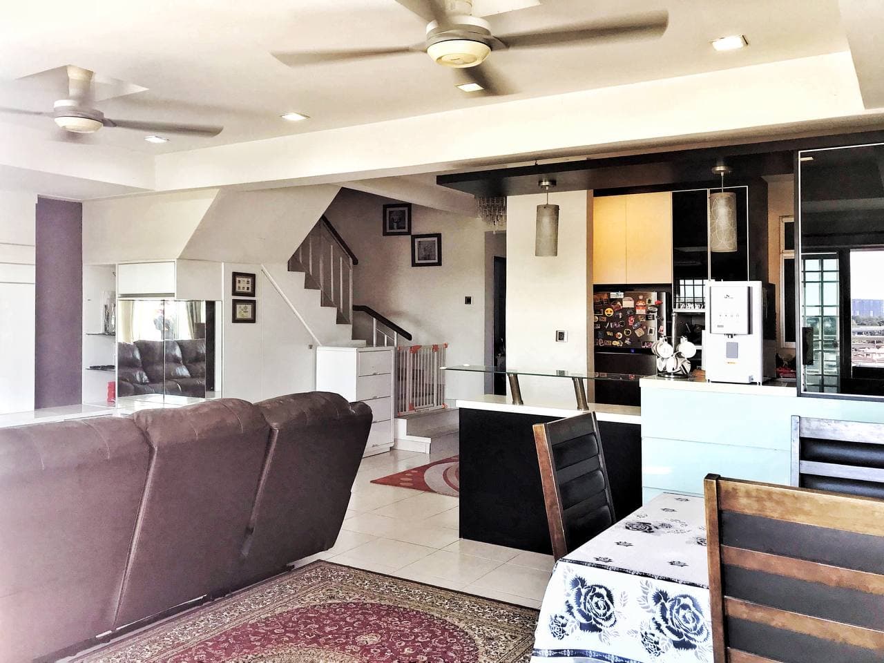 FULLY FURNISHED Duplex Sering Akasia Condominium - photo 10