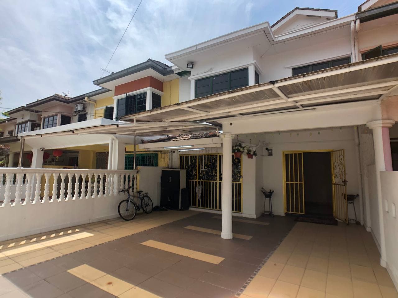RENOVATED 2 Storey Taman Bukit Cheras - photo 2