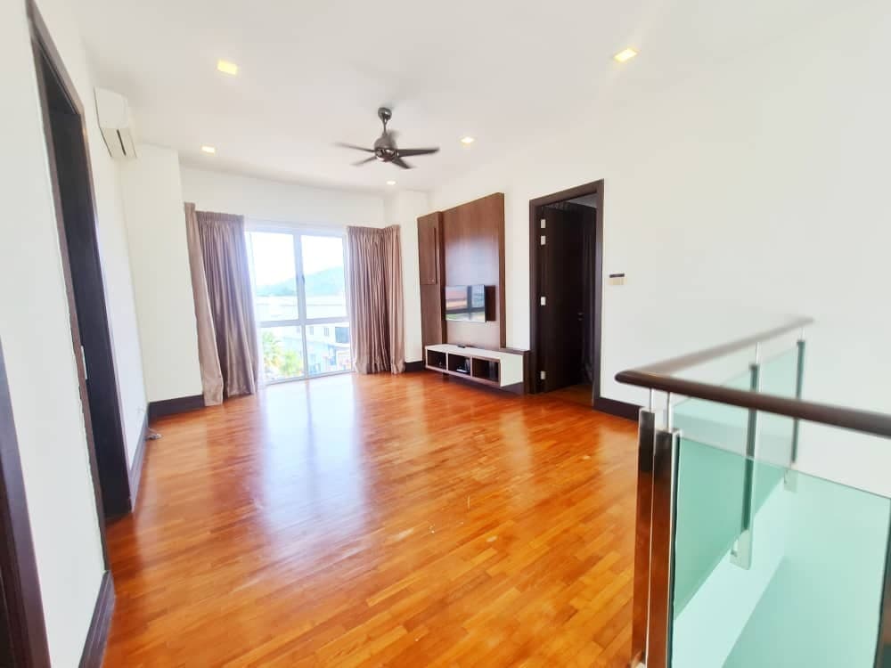 CORNER LOT 3 Storey Bungalow Damaisari Wangsa - photo 3