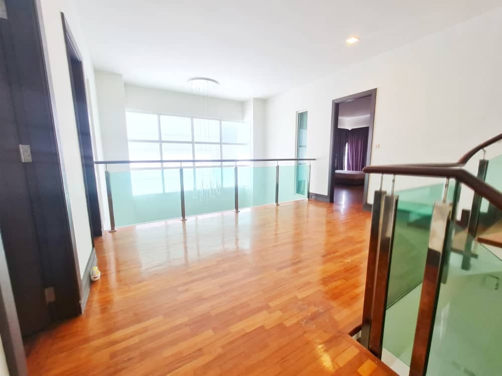 CORNER LOT 3 Storey Bungalow Damaisari Wangsa - photo 12