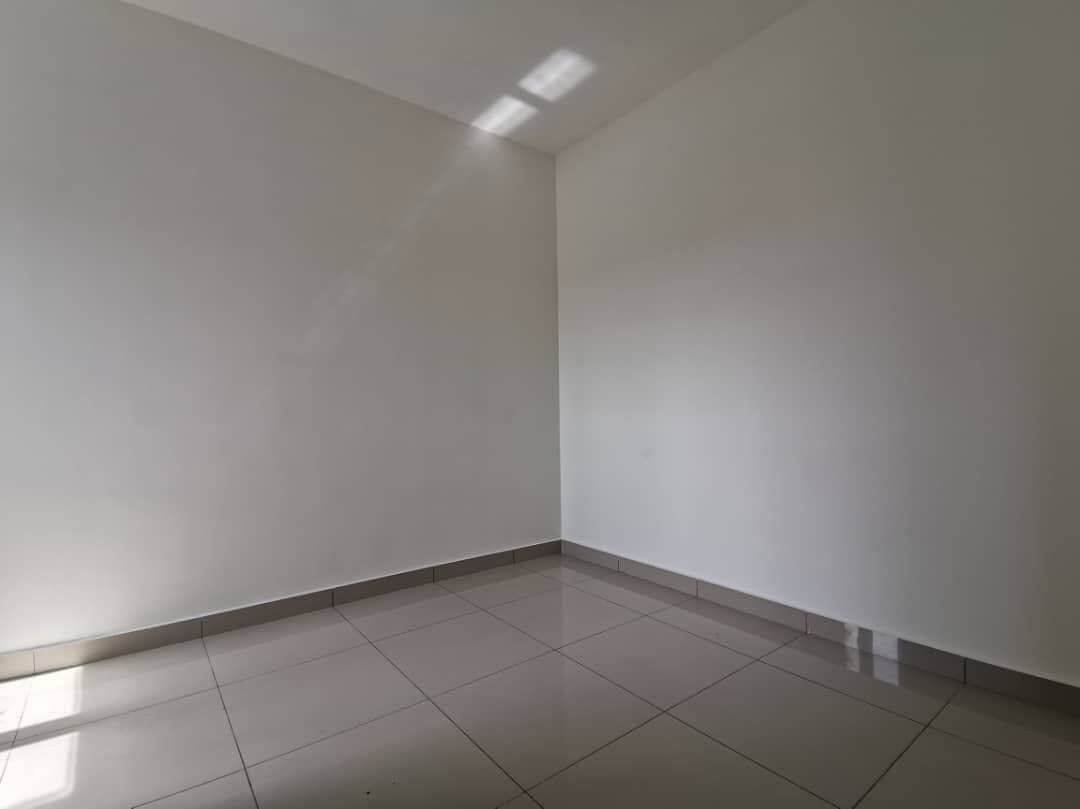 LOW FLOOR Residensi Zamrud Kajang 2 - photo 5