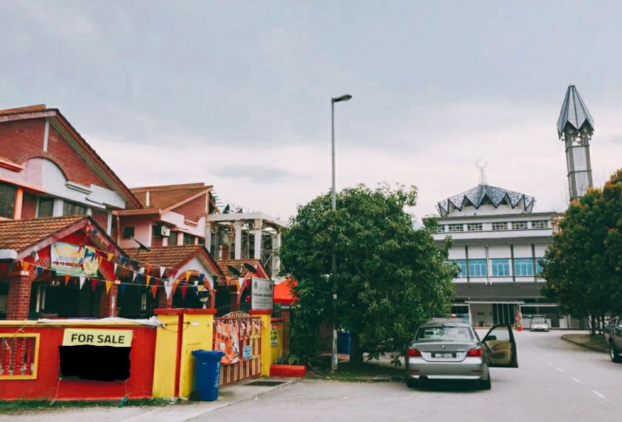 CORNER LOT 2 Storey Syeksyen 7 Shah Alam - photo 2
