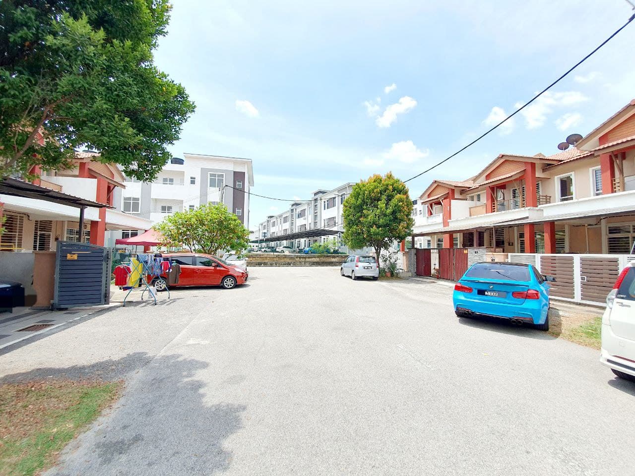 RENOVATED 2 Storey, Seri Pristana Saujana Utama - photo 3