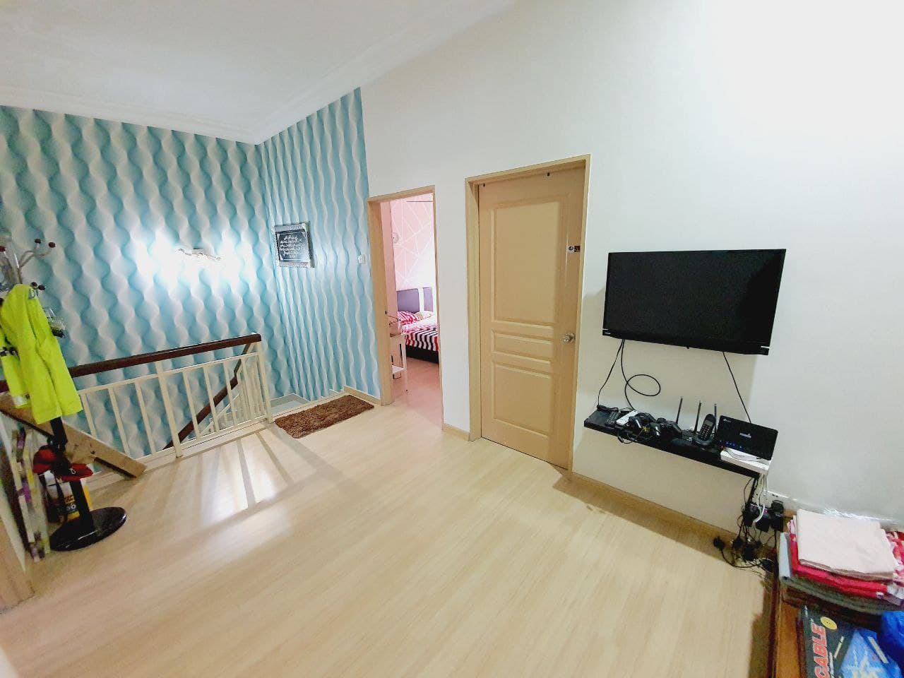 RENOVATED 2 Storey, Seri Pristana Saujana Utama - photo 9