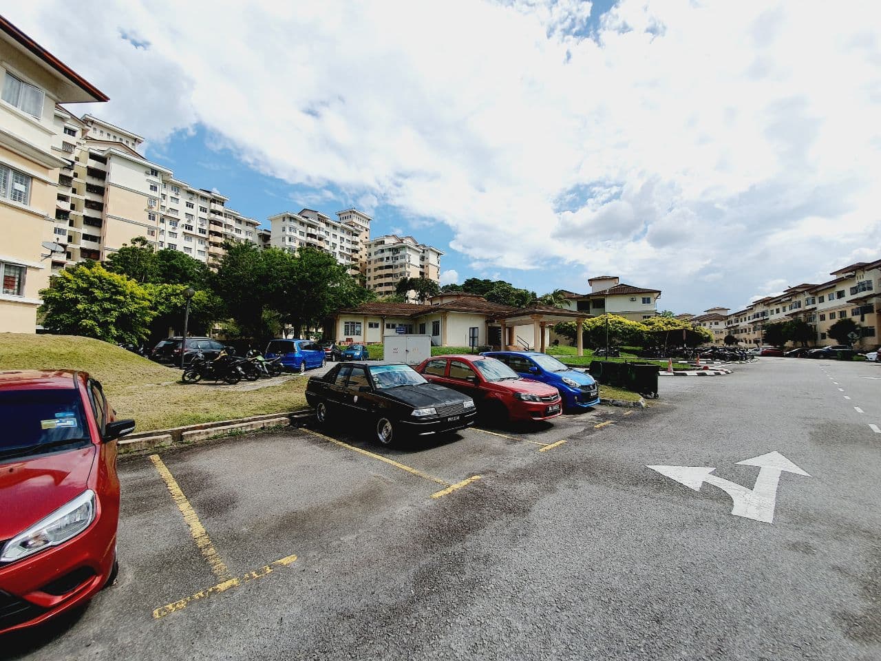 GROUND FLOOR Vista Seri Putra Apartment, Kajang - photo 2
