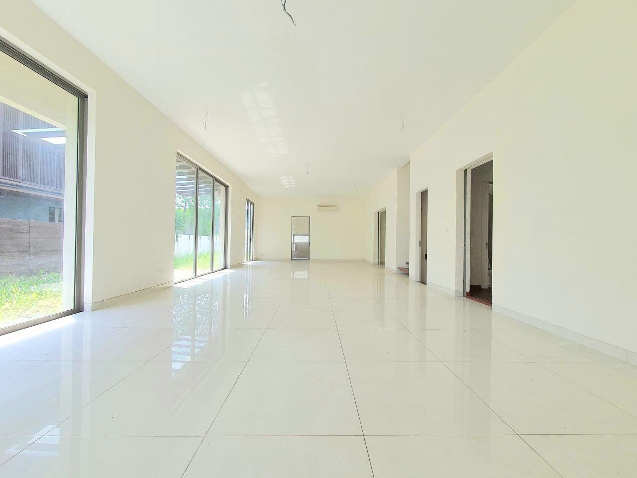SPACIOUS 2 Storey Semi D Temasya Anggun Glenmarie - photo 5