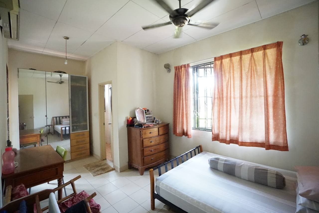 CORNER LOT 2 Storey Jalan Jeriji Bukit Jelutong - photo 11