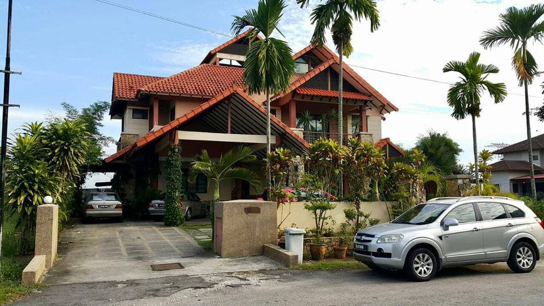 RUMAH CANTIK Bungalow Bangi Golf Resort - photo 9