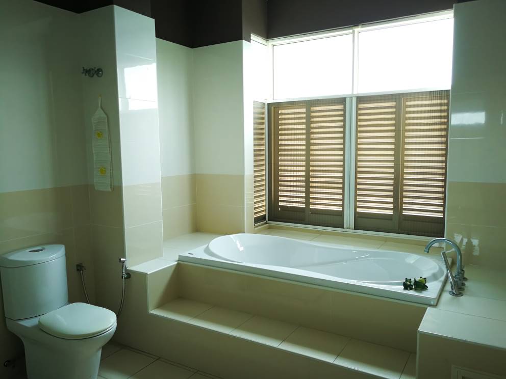 FULLY FURNISHED 2 Storey Bungalow Taman Equine - photo 4