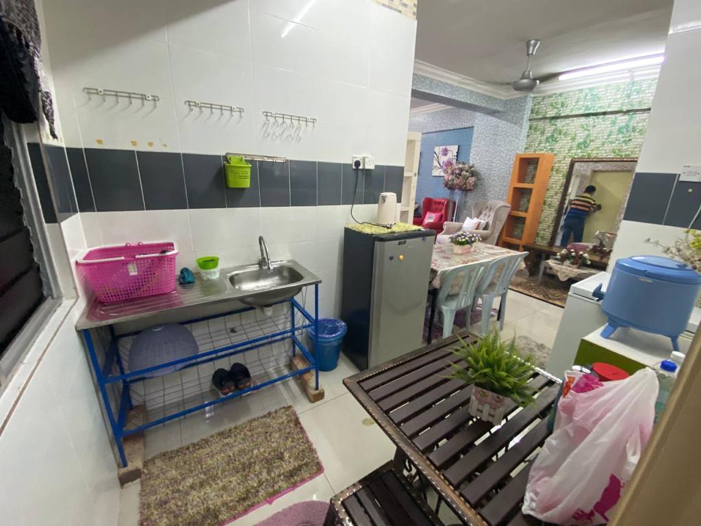RENOVATED Apartment Melor Seksyen 5 - photo 13