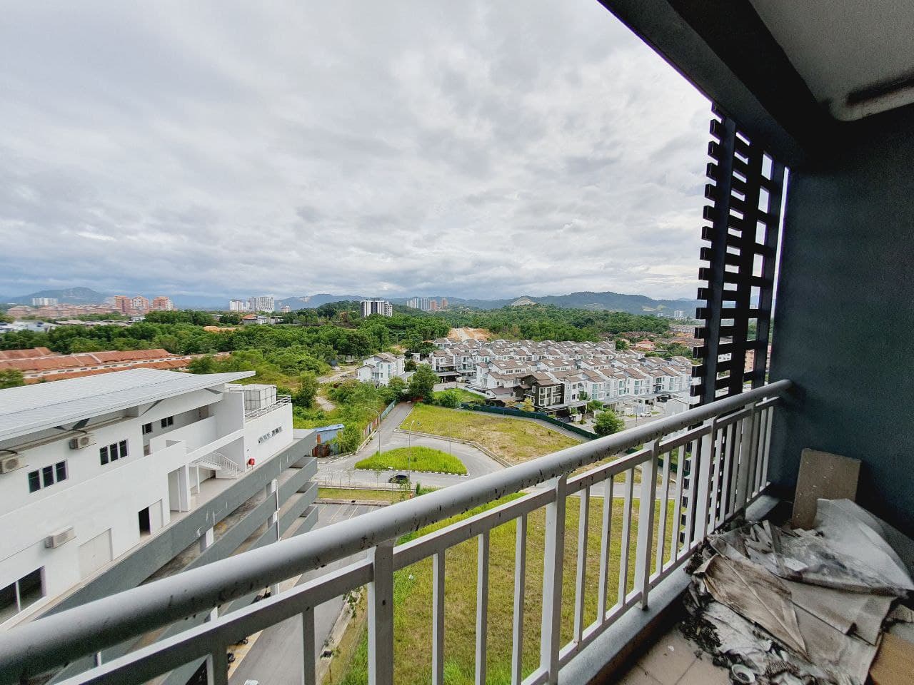 BEAUTIFUL UNIT Permata Residence Jalan Suria - photo 3