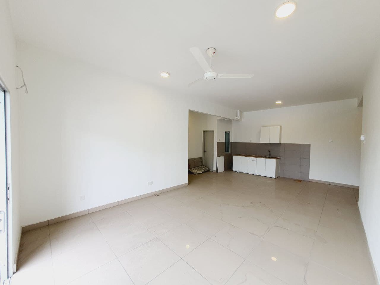 BEAUTIFUL UNIT Permata Residence Jalan Suria - photo 7