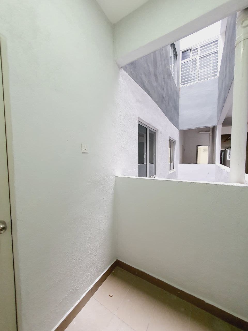 BEAUTIFUL UNIT Permata Residence Jalan Suria - photo 13