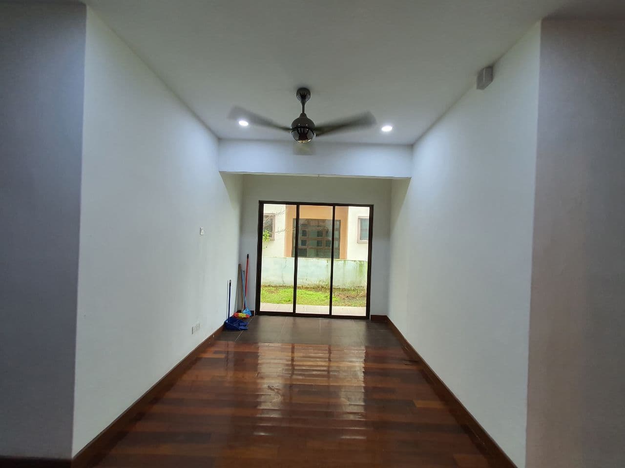 FACING KL CITY 2 Half Storey Semi D Taman Melawati - photo 5