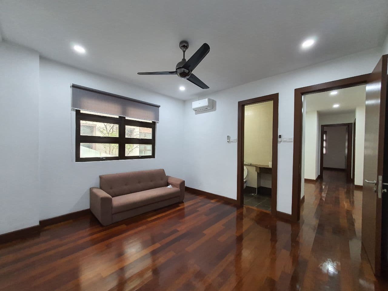 FACING KL CITY 2 Half Storey Semi D Taman Melawati - photo 9