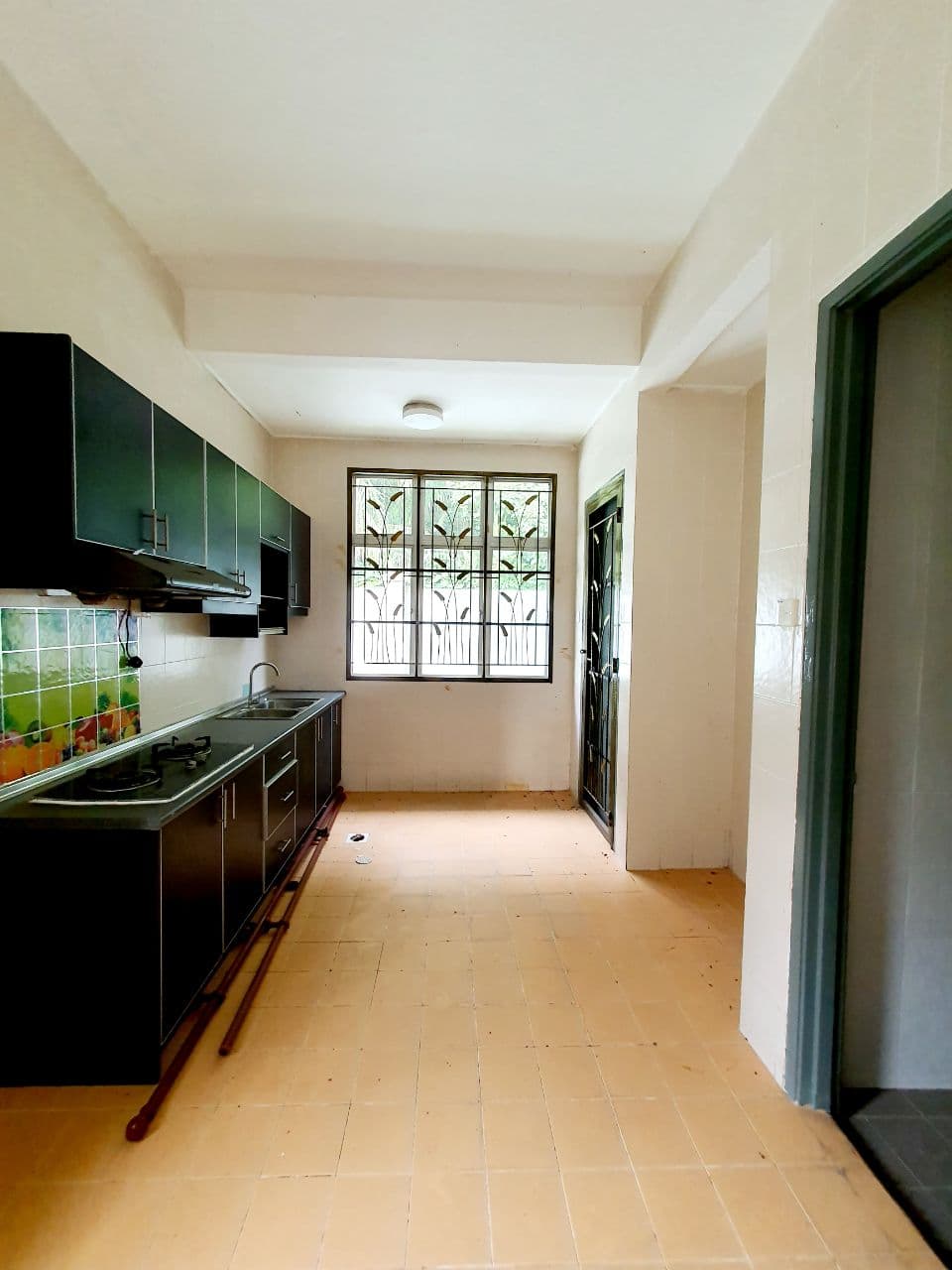 GATED GUARDED 3 Storey Semi D Kipark Puchong - photo 13