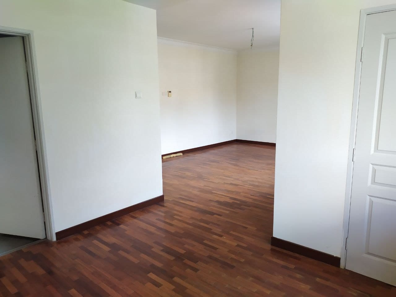CORNER LOT 3 Storey Semi D Seksyen 9 Shah Alam - photo 12