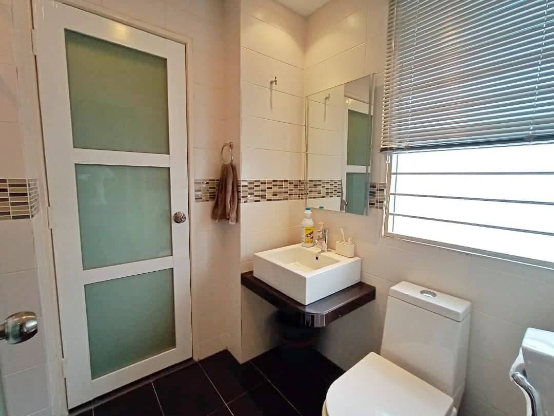FULLY RENOVATED 2 Storey Sierra Ukay Ampang - photo 8