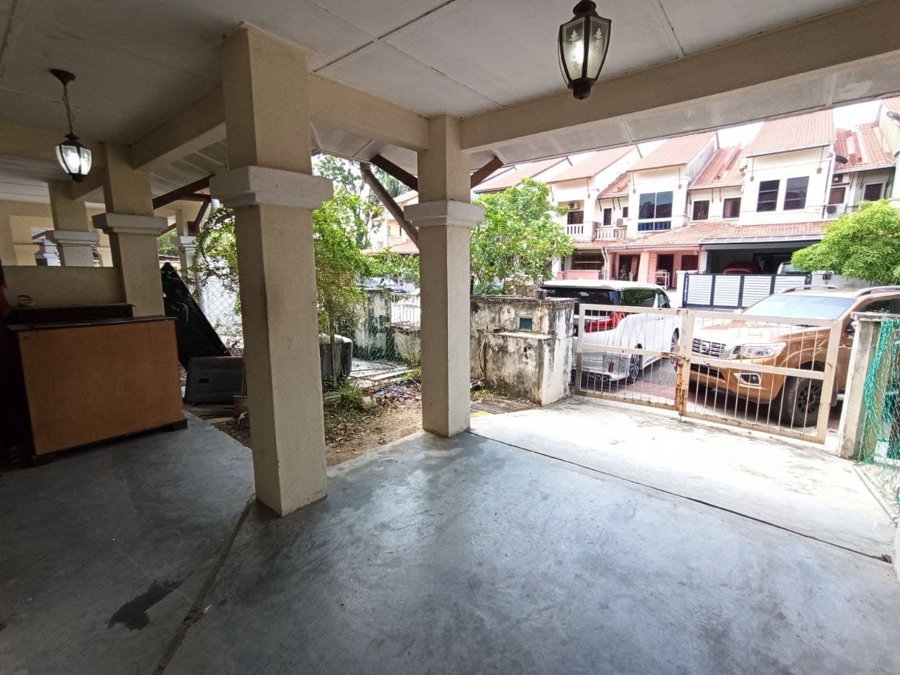 GATED GUARDED 2 Storey Bandar Nusaputra Precint 1 - photo 3
