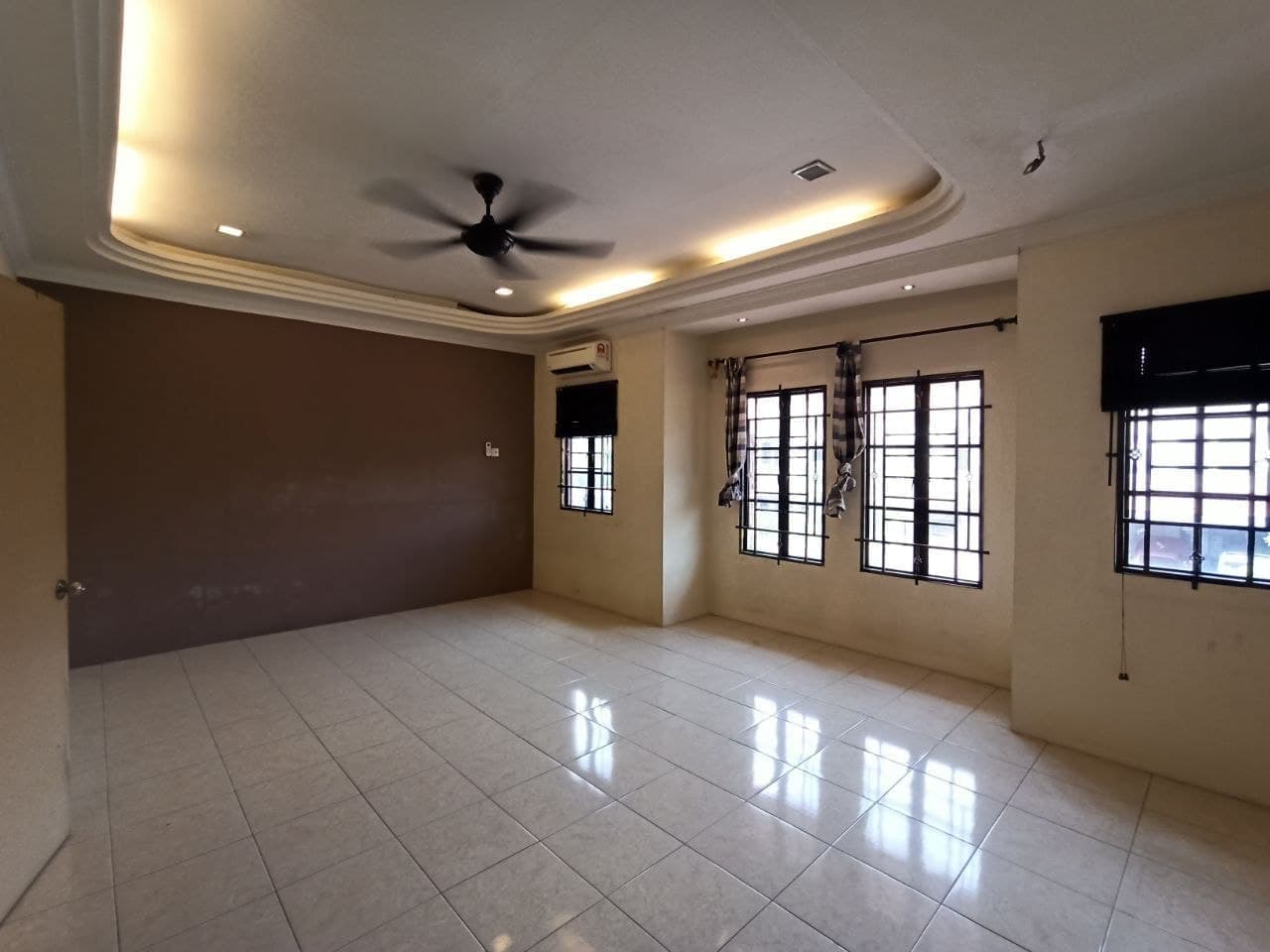 GATED GUARDED 2 Storey Bandar Nusaputra Precint 1 - photo 9