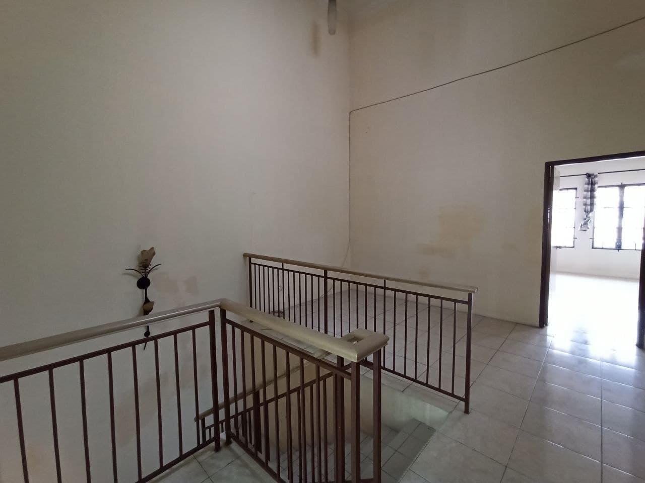 GATED GUARDED 2 Storey Bandar Nusaputra Precint 1 - photo 11