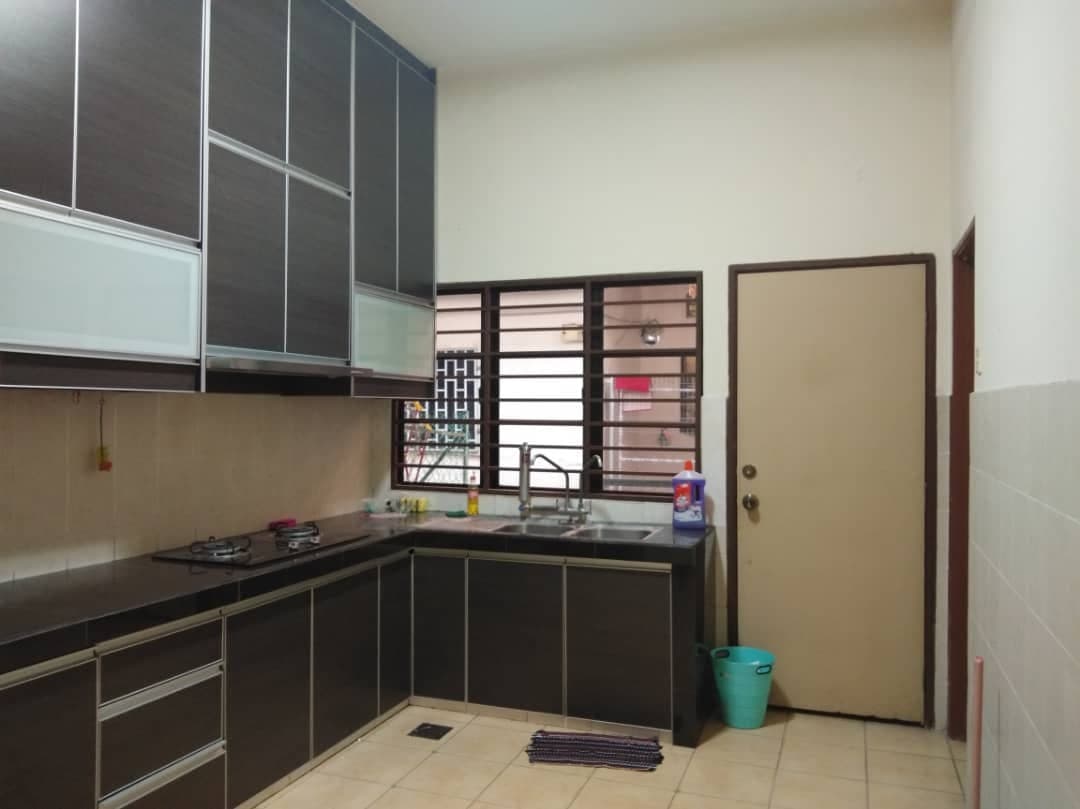 GOOD CONDITION 2 Storey Bandar Nusaputra Precint 1 - photo 6