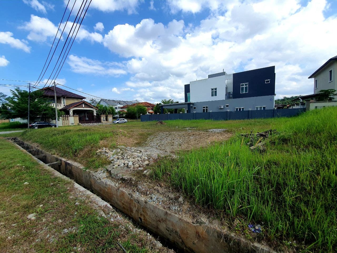 FACING EAST Bungalow Lot Taman Universiti Bangi - photo 5