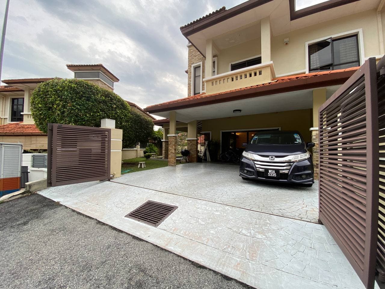 CORNER LOT 2 Storey Semi D Tropika Kemensah Ampang - photo 2