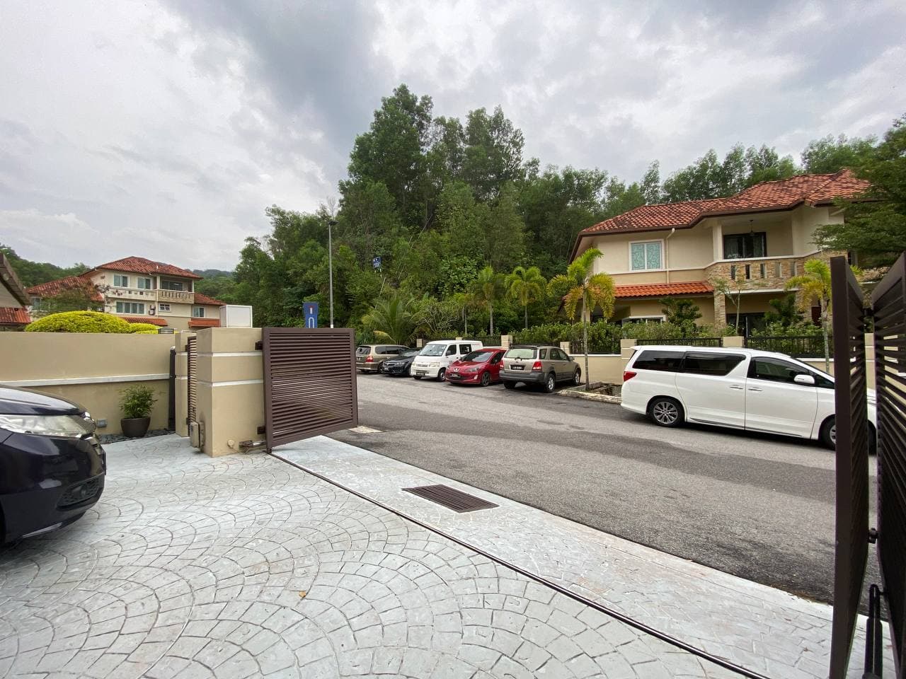 CORNER LOT 2 Storey Semi D Tropika Kemensah Ampang - photo 4