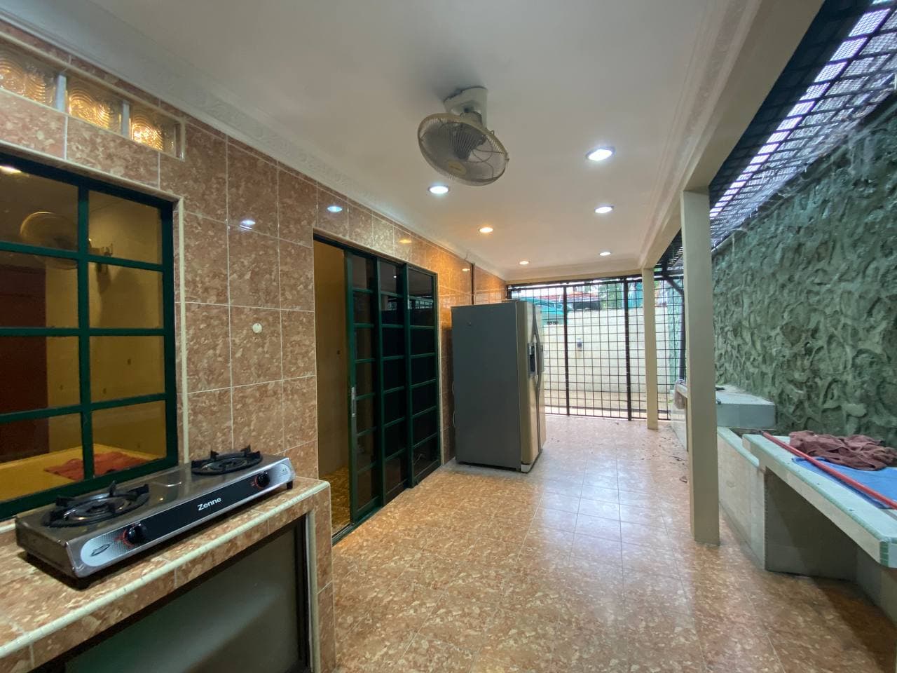 BEAUTIFUL UNIT 2 Storey Semi D Tiara Kemensah - photo 9