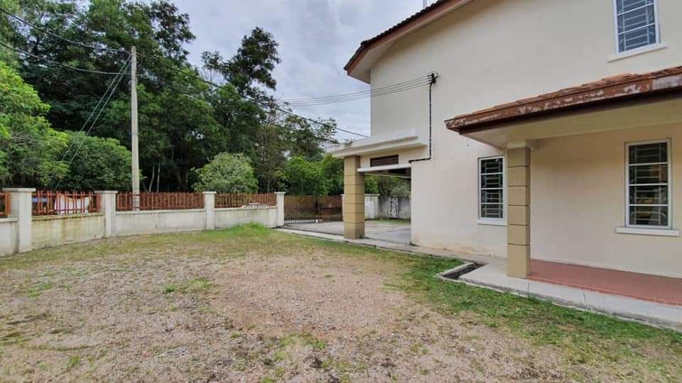 FACING OPEN 2 Storey Seksyen 6 Bangi - photo 3
