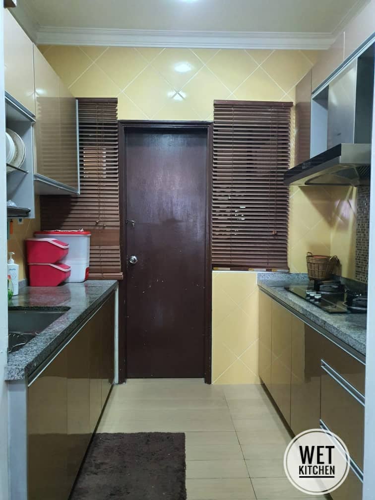 PARTLY FURNISHED Armanee Condominium Petaling Jaya - photo 5