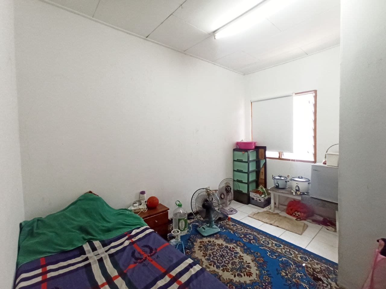 END LOT FACING OPEN 2 Storey Taman Bukit Serdang - photo 11