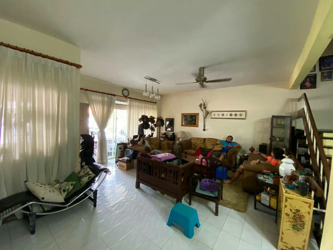 FACING EAST 2 Storey Taman Tun Dr Ismail KL - photo 2
