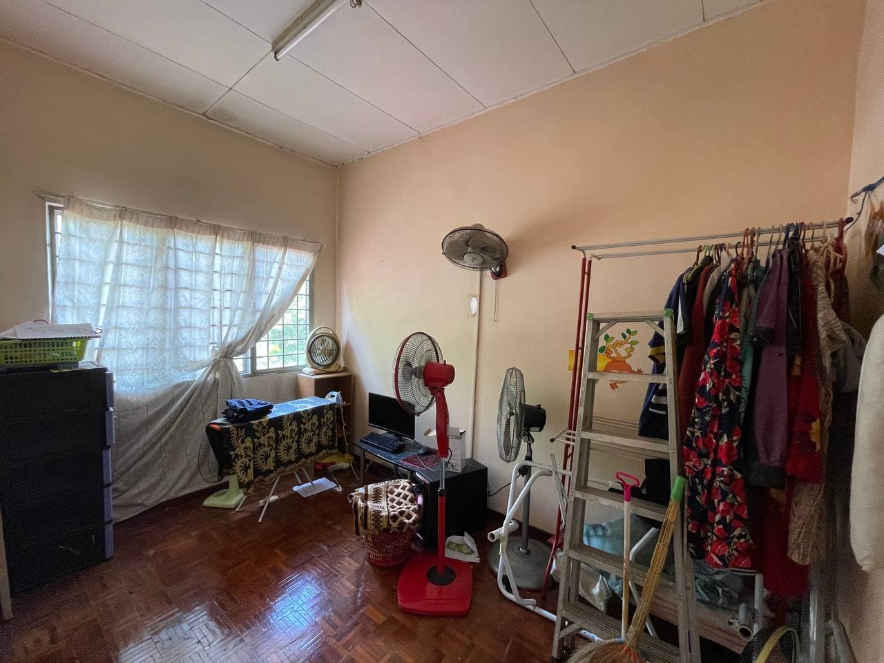 MURAH 2 Storey Taman Aman Putra Puchong - photo 4