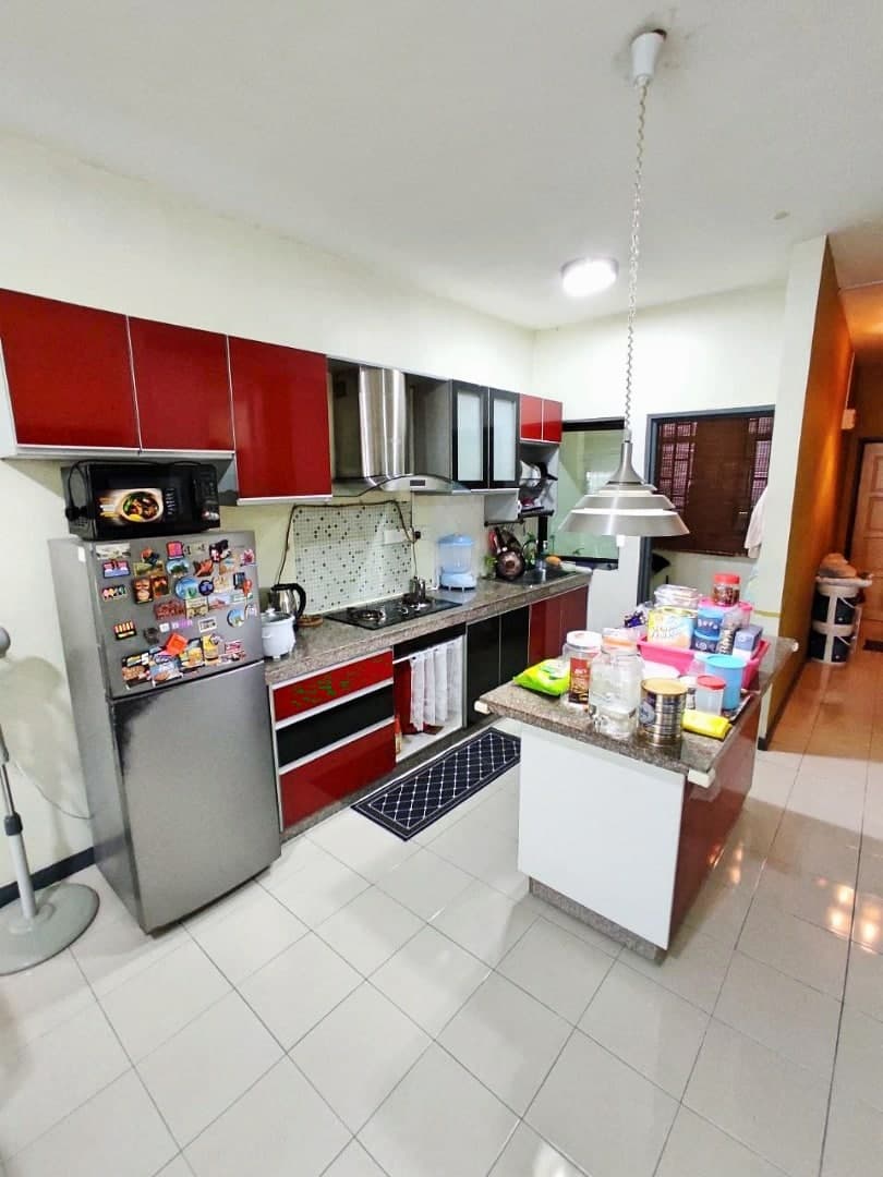 PARTIAL FUNISHED Puri Aiyu Condominium Seksyen 22 - photo 4