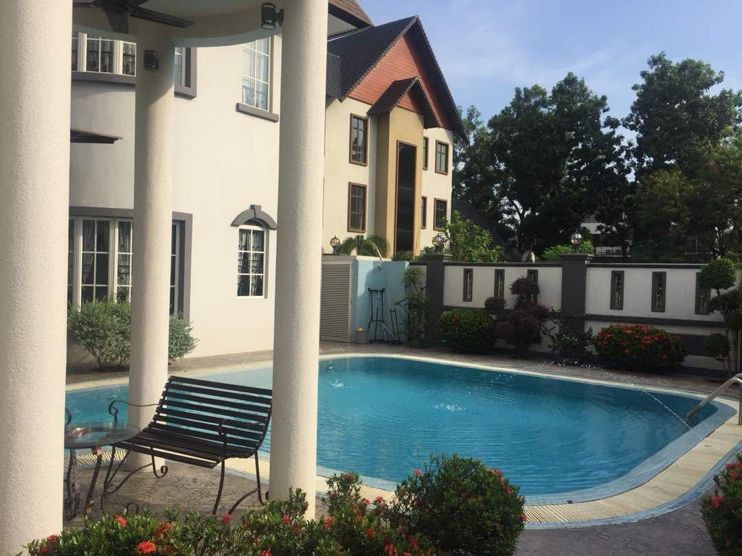 FULLY FURNISHED 2 Storey Bungalow Country Heights - photo 3